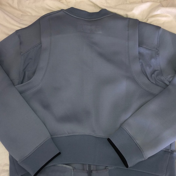 Nike dry-fit therma jacket - Picture 2 of 4